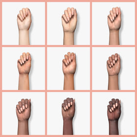 Couche de vernis gel nude brun après séchage sous UV