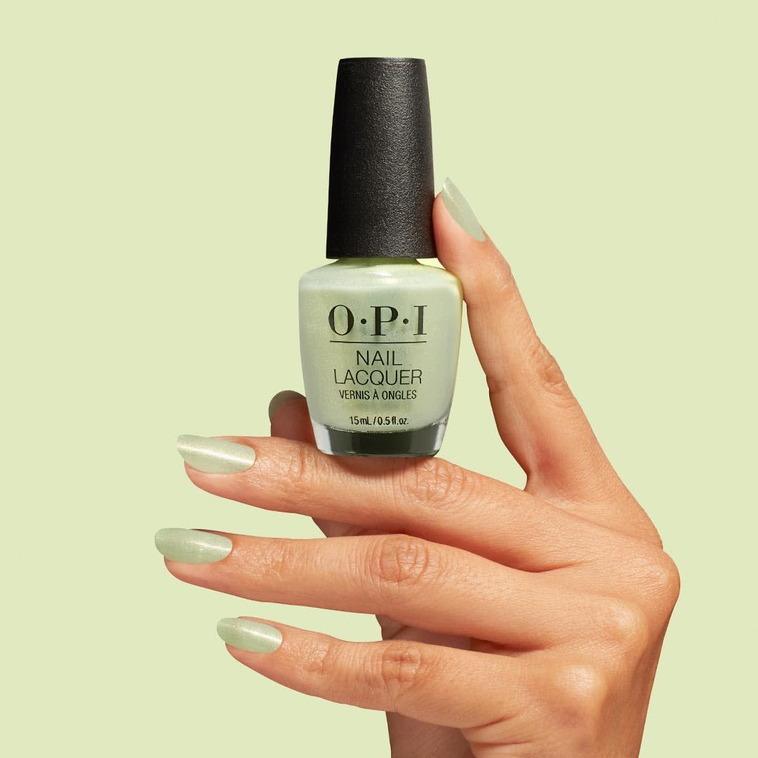 Couleur menthe pastel scintillante du vernis OPI
