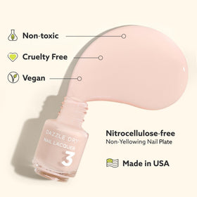 Couleur Soulmate, un rose bubblegum, en flacon de laque