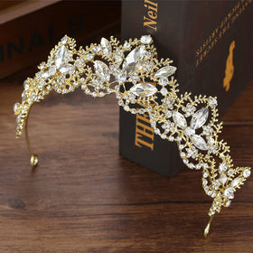 Couronne Exacoo sur fond blanc