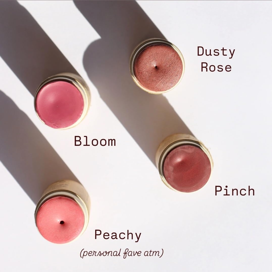 Crayon blush multi-usage River Organics avec étiquette vegan