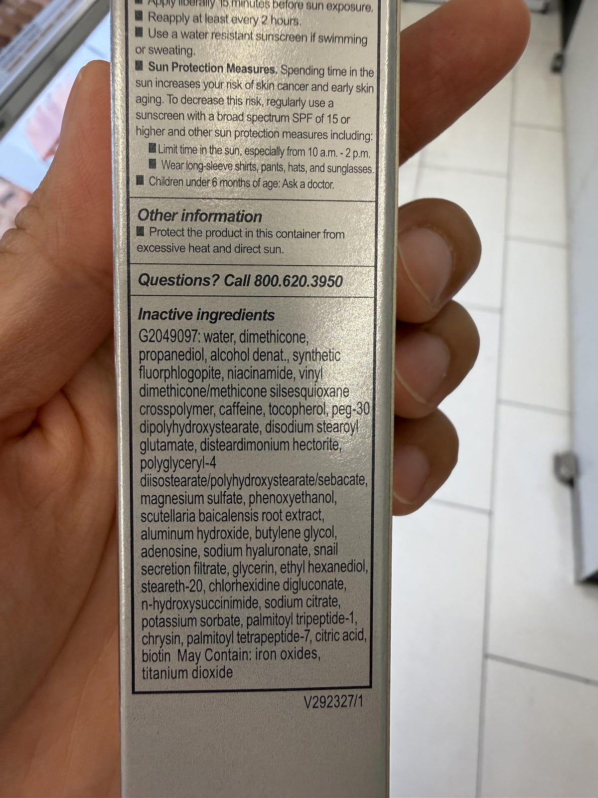 Crème CC+ Illumination d'IT Cosmetics avec échantillons