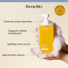 Crème Corps Vitamine C Medix 5.5, contenant des ingrédients hydratants comme le beurre de karité