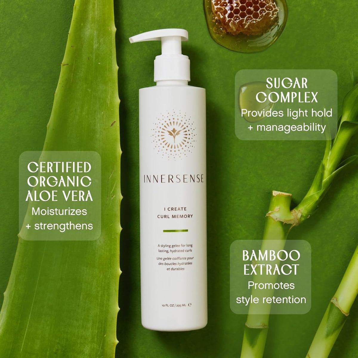 Crème de coiffage INNERSENSE appliquée sur des cheveux bouclés