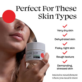 Crème de jour Kiyomi Skin sur un fond neutre