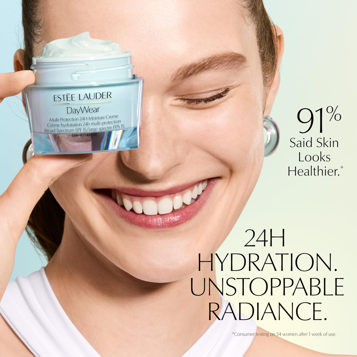 Crème Estée Lauder Multi-Protection 24H SPF 15 avec texture crémeuse