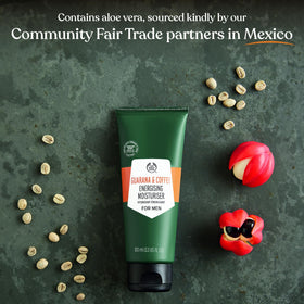 Crème Guarana et Café The Body Shop sur un fond naturel