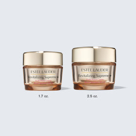 Crème hydratante Estée Lauder avec SPF 25 sur un fond naturel