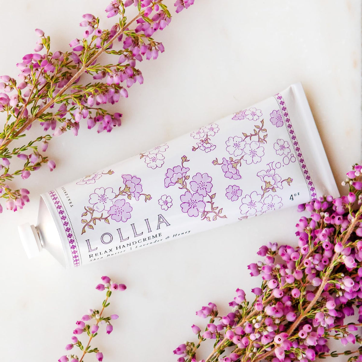 Crème mains LOLLIA Relax avec motif de fleurs et abeilles
