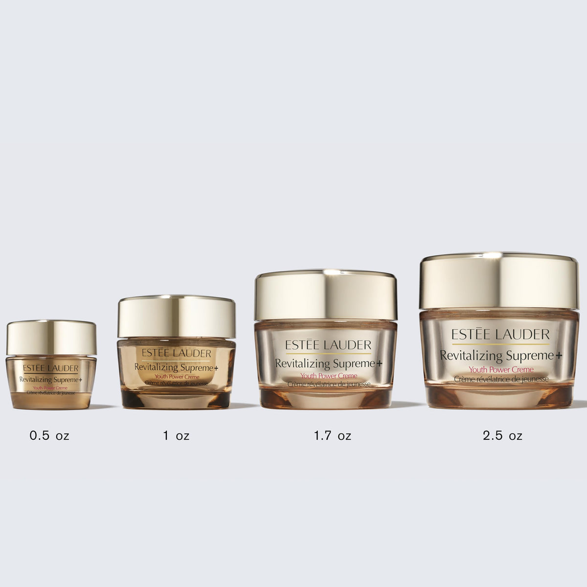 Crème Revitalisante Suprême+ Estée Lauder avec des fleurs en arrière-plan