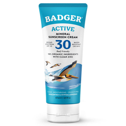 Crème solaire minérale Badger SPF 30 vue avant avec tube de 2,9 fl oz