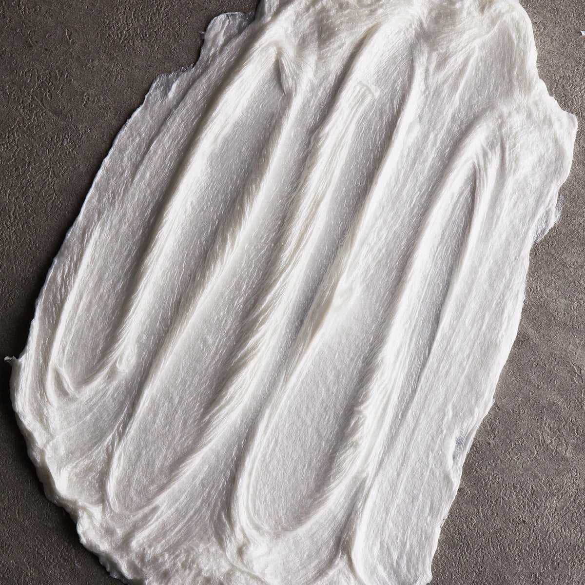 Cremo Crème à Raser Refroidissante 386g sur un fond neutre