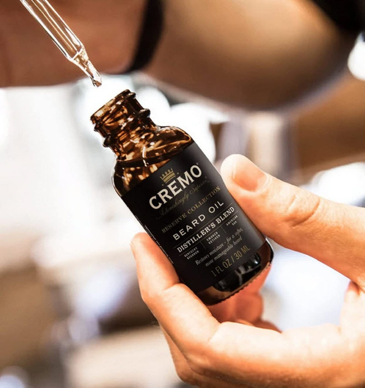 Cremo Huile à Barbe Distiller's Blend 30 ml avec bouchon ouvert