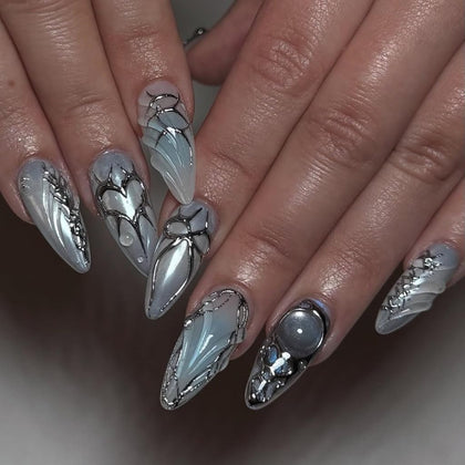 CTTHNBD faux ongles amande bleus avec design cœur et noeud