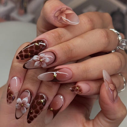 CTTHNBD Faux Ongles Pressés Amande design floral marron ombré