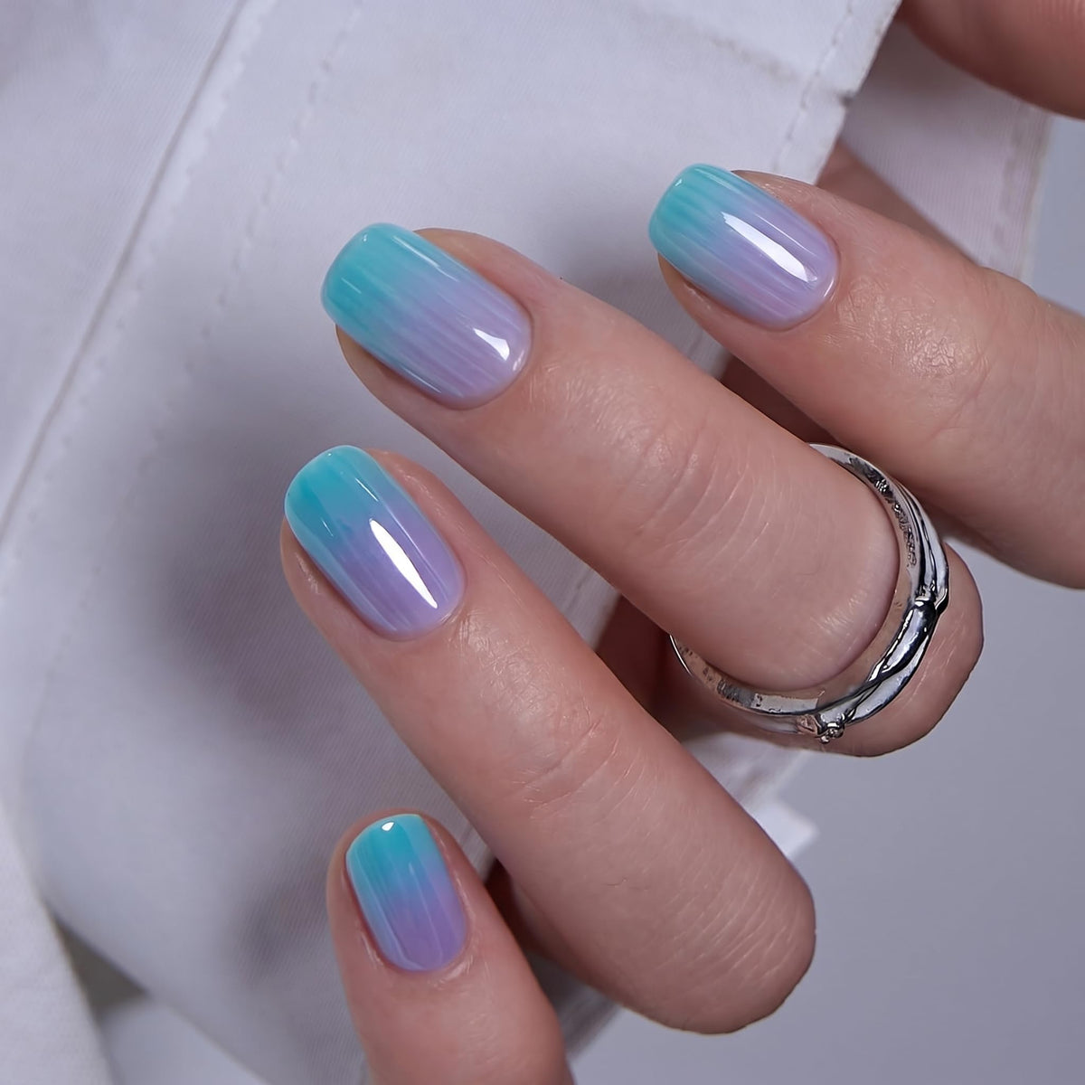 CurvLife Faux Ongles Press-On Extra Courts Lagoon Mist - Finition brillante