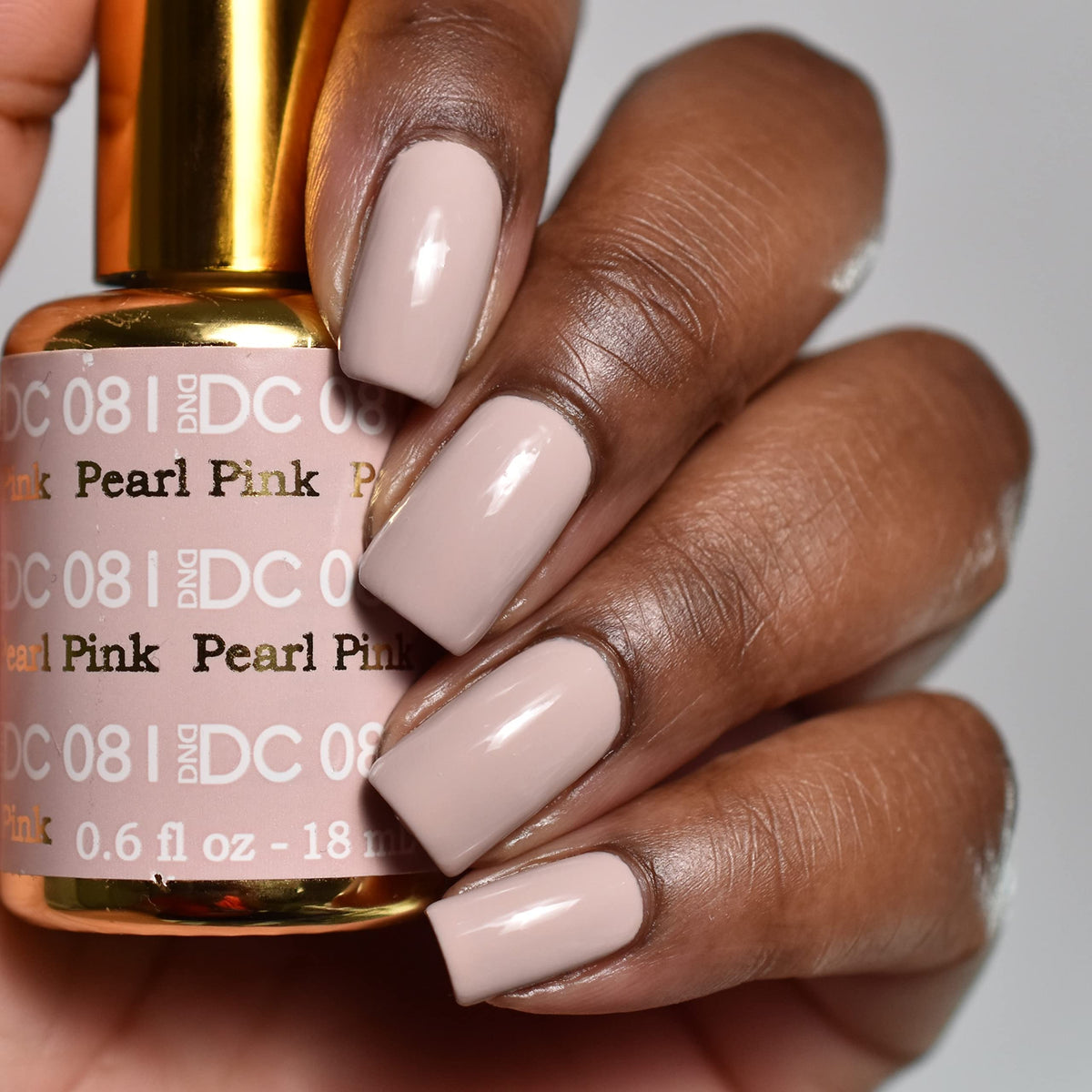 DAISY DND vernis laque rose perlé 15ml vue de face
