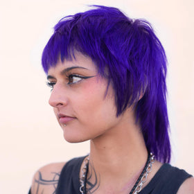 Danger Jones Coloration Semi-Permanente Libertine Violet 150g texture veloutée