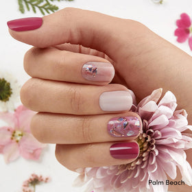 Dashing Diva Palm Beach gel nail strip devant