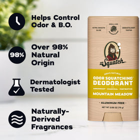 Déodorant Dr. Squatch stick à côté de produits de soins pour hommes