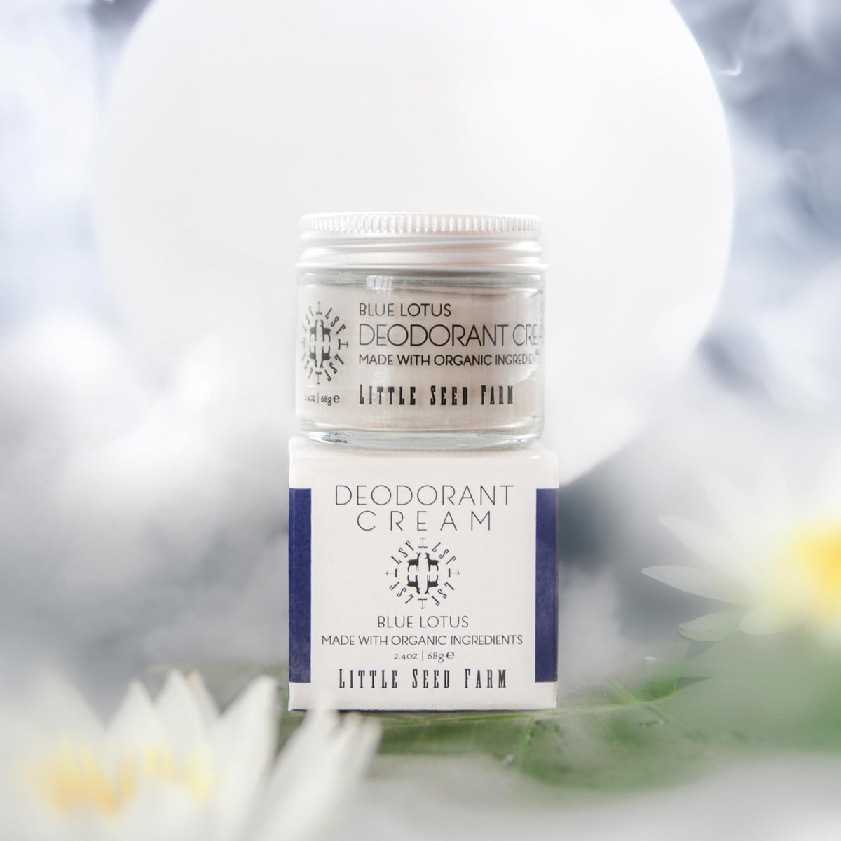 Déodorant Lotus Bleu dans un environnement naturel
