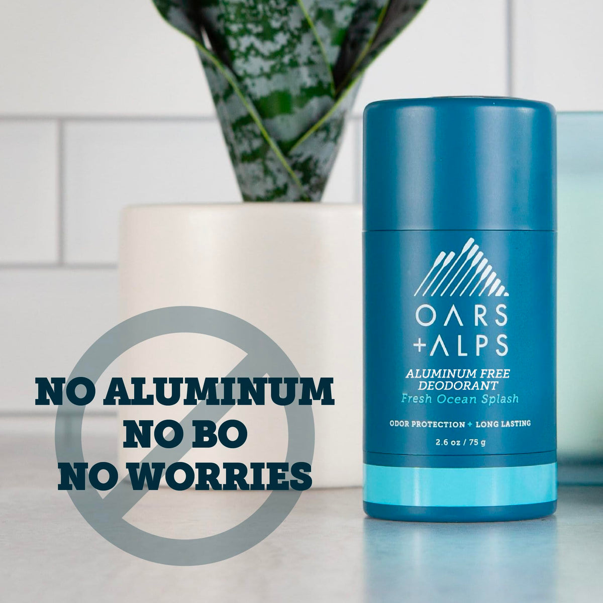 Déodorant Oars + Alps aluminium free 3pk en utilisation