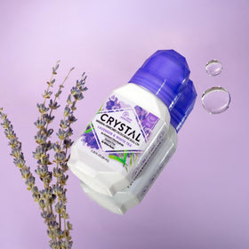 Déodorant Roll-On Crystal Essence avec son emballage