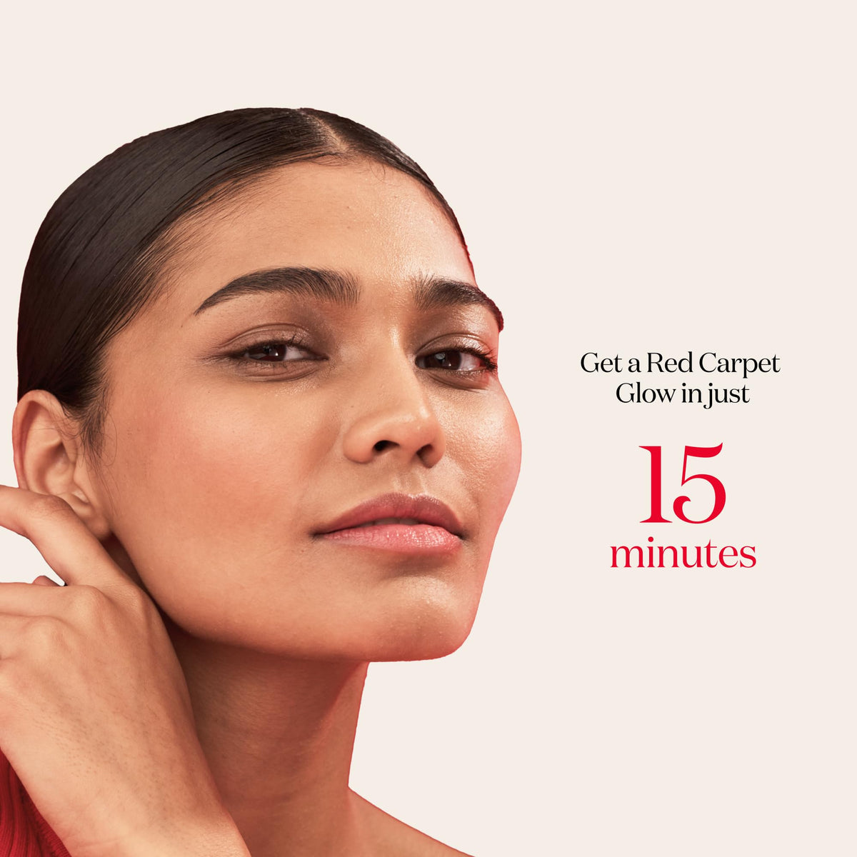 Détail d'un masque SK-II avec sérum PITERA™ visible