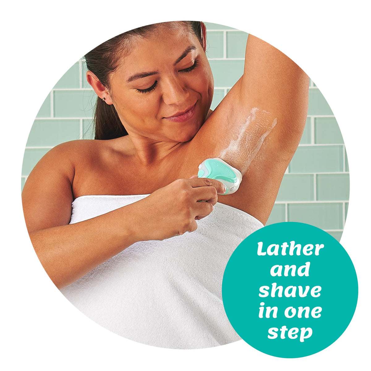 Détail de la barre hydratante au aloe du rasoir INTUITION