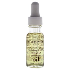 Détail de la texture de l'huile Cuccio pour cuticules