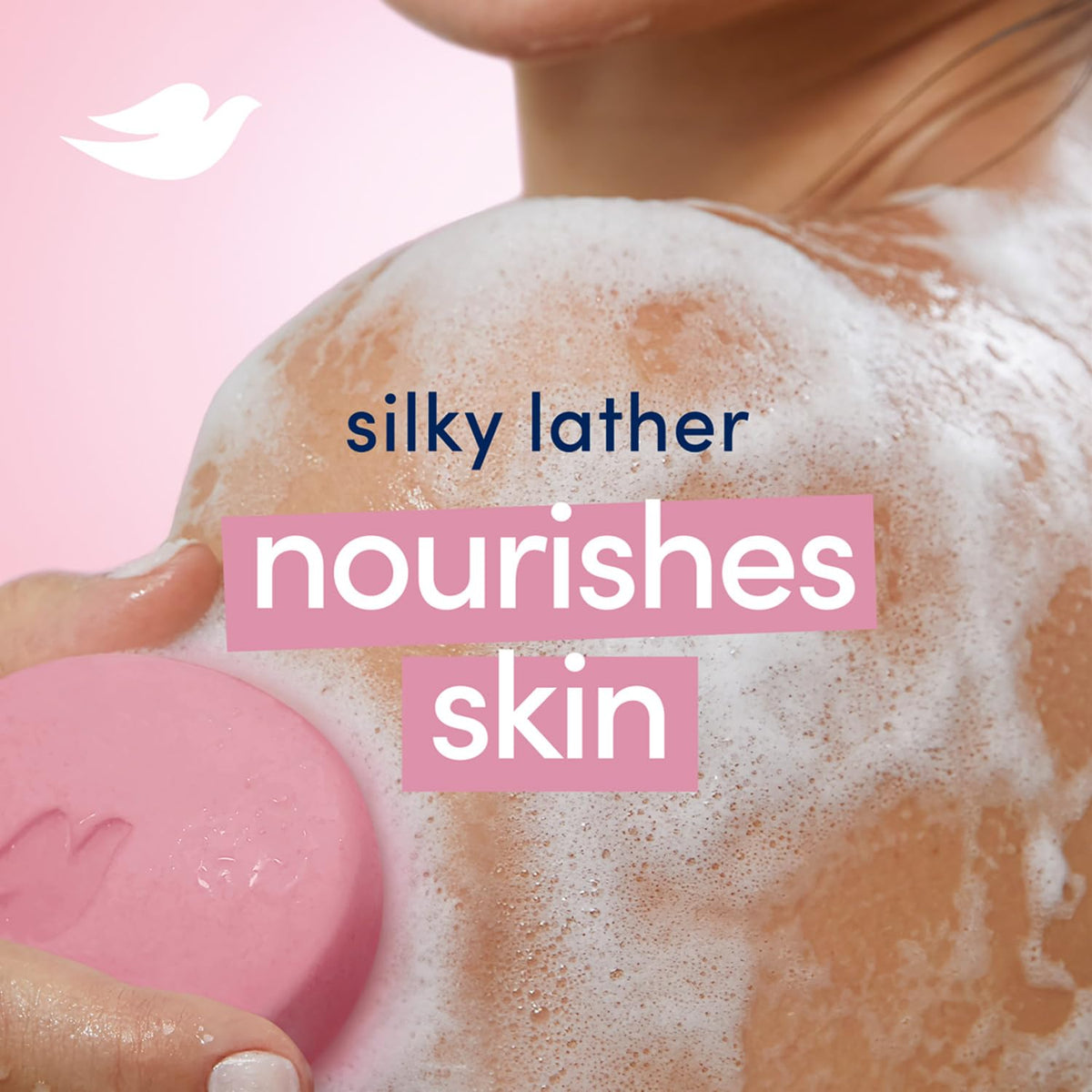Détail de la texture du savon Dove Beauté Rose