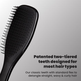 Détail des dents flexibles de la Brosse Démêlante TANGLE TEEZER