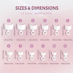 Détail des faux ongles courts ranrose, surface lisse et sans fissures