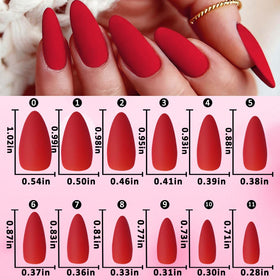 Détail des faux ongles press on avec finition mate