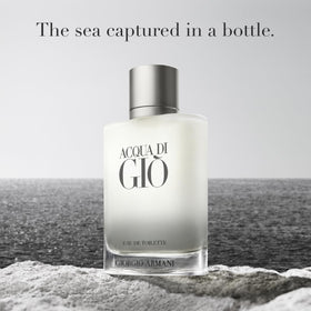 Détail du flacon d'Armani Acqua di Giò avec bouchon