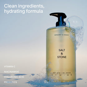 Détail du gel douche Salt & Stone avec mousse hydratante