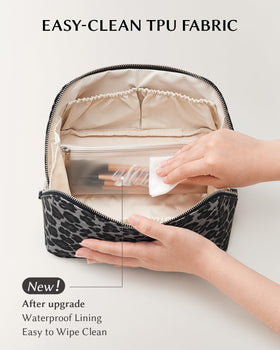 Détail du motif léopard de la trousse de maquillage EACHY