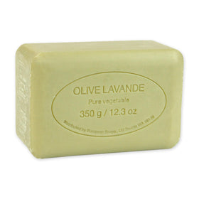 Détail du savon Pre de Provence avec une texture lisse