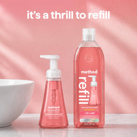 Détails de la bouteille de savon moussant Method Pamplemousse Rose