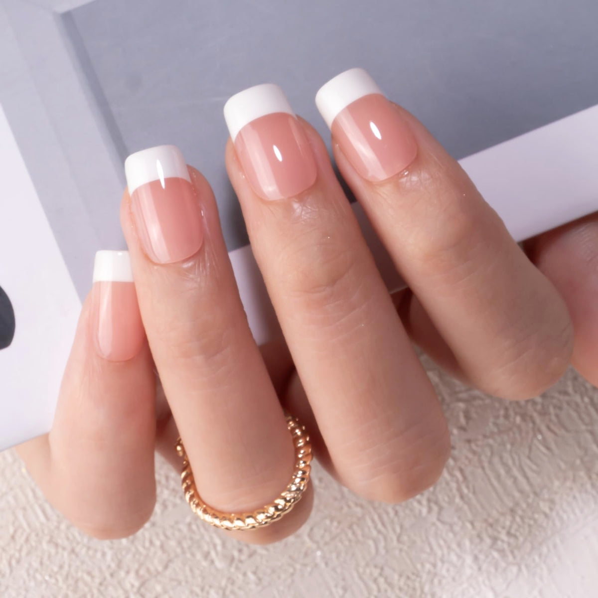 Détails de la colle et des bandes adhésives pour faux ongles CurvLife