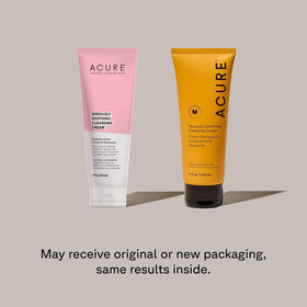 Détails de la texture crémeuse de la Crème Nettoyante Acure