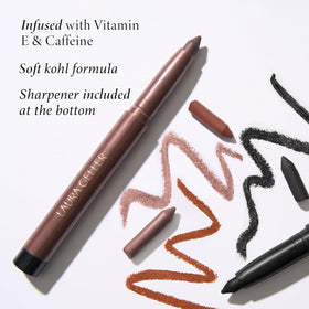 Détails de la texture du Kajal Eyeliner LAURA GELLER