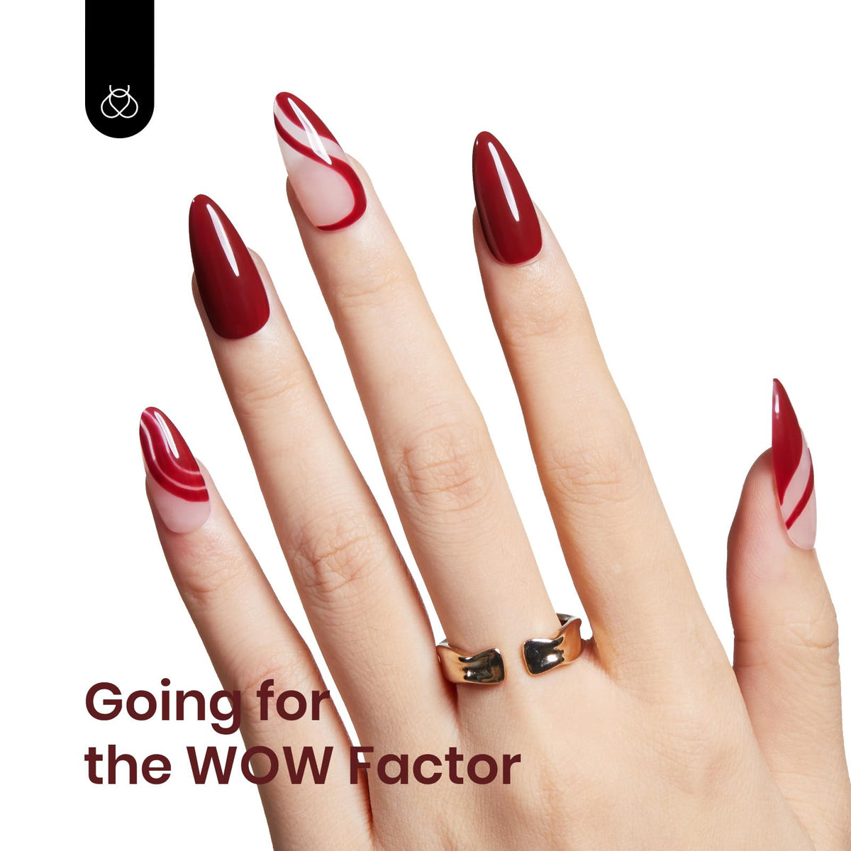 Détails de la texture du vernis gel rouge Antique Ruby