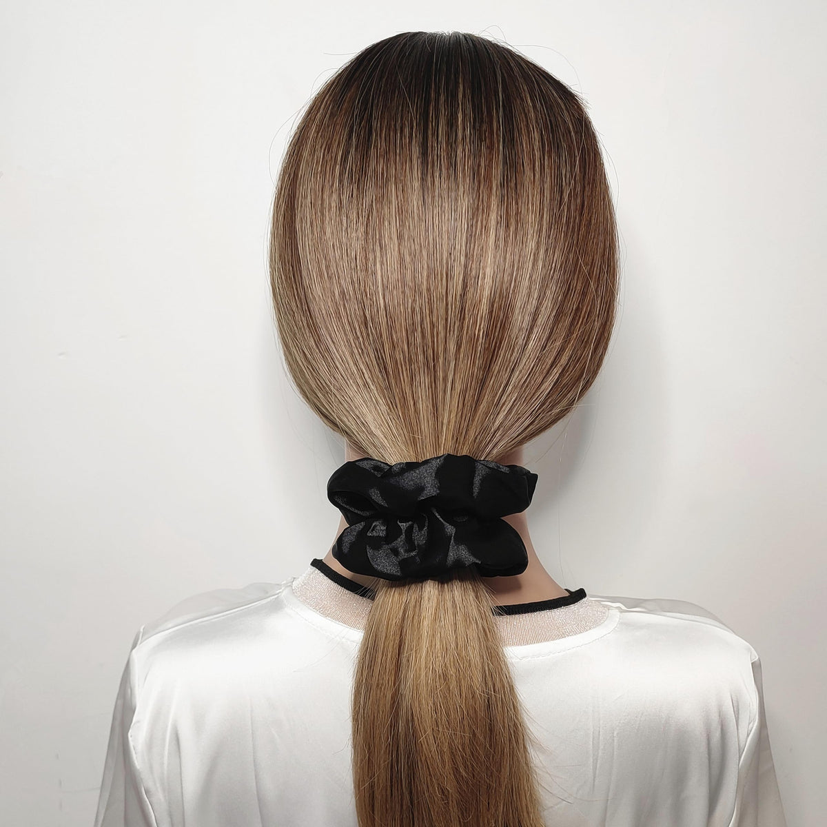 Détails des élastiques à cheveux Sufermoe en satin soie