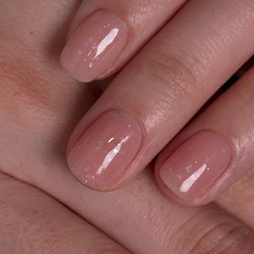 Détails des faux ongles CurvLife extra courts en gel souple, vue rapprochée