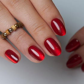 Détails des faux ongles CurvLife Oval Rouge Luxe avec finition brillante
