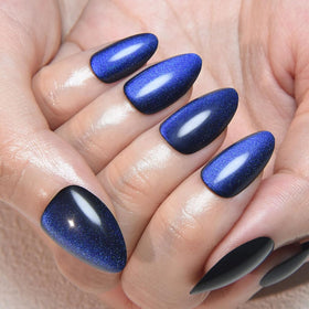 Détails des faux ongles evpct avec texture chatoyante