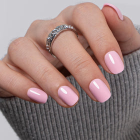 Détails des faux ongles press-on CurvLife avec finition brillante