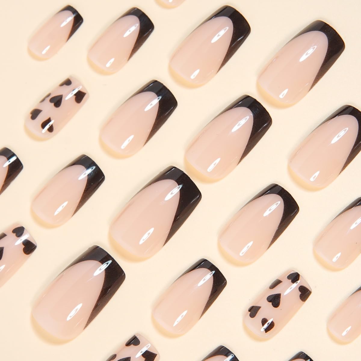 détails des ongles press on carrés CTTHNBD