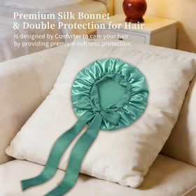 Détails du bonnet en satin vert avec sangle ajustable